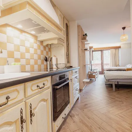 Cosy And Modern Closed To The Lift Daire Crans-Montana