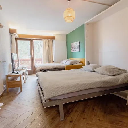 Cosy And Modern Closed To The Lift Daire