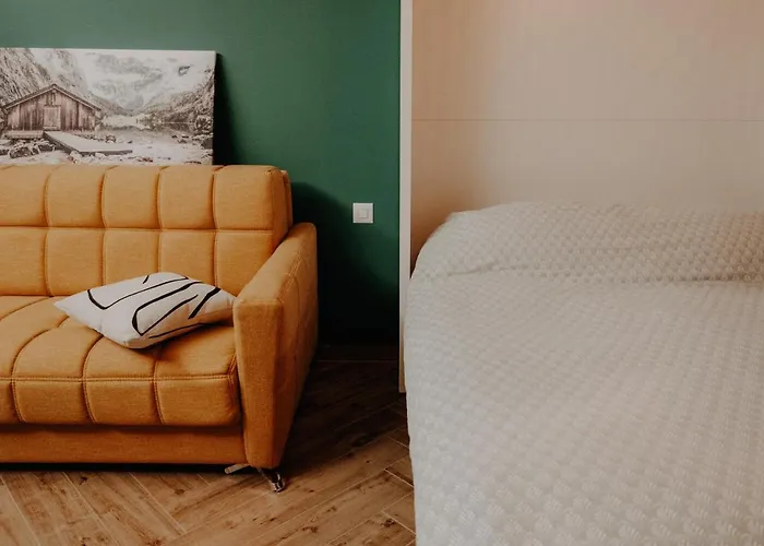 Cosy And Modern Closed To The Lift