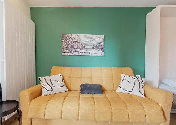 Cosy And Modern Closed To The Lift 아파트 크란스몬타나